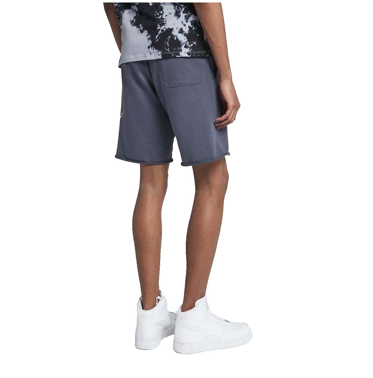 nike loose fit tapered leg regular length