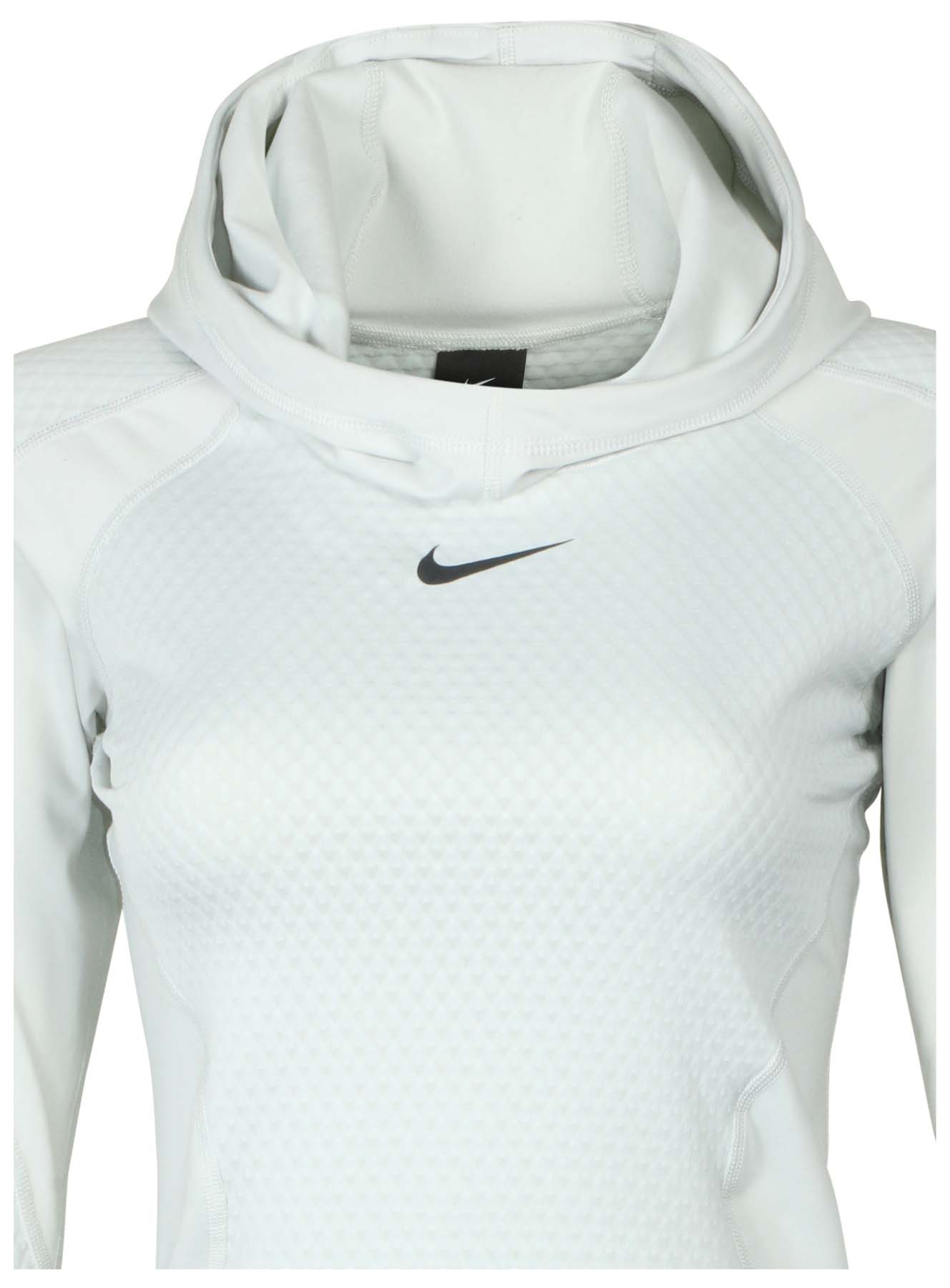 nike hoodie slim fit