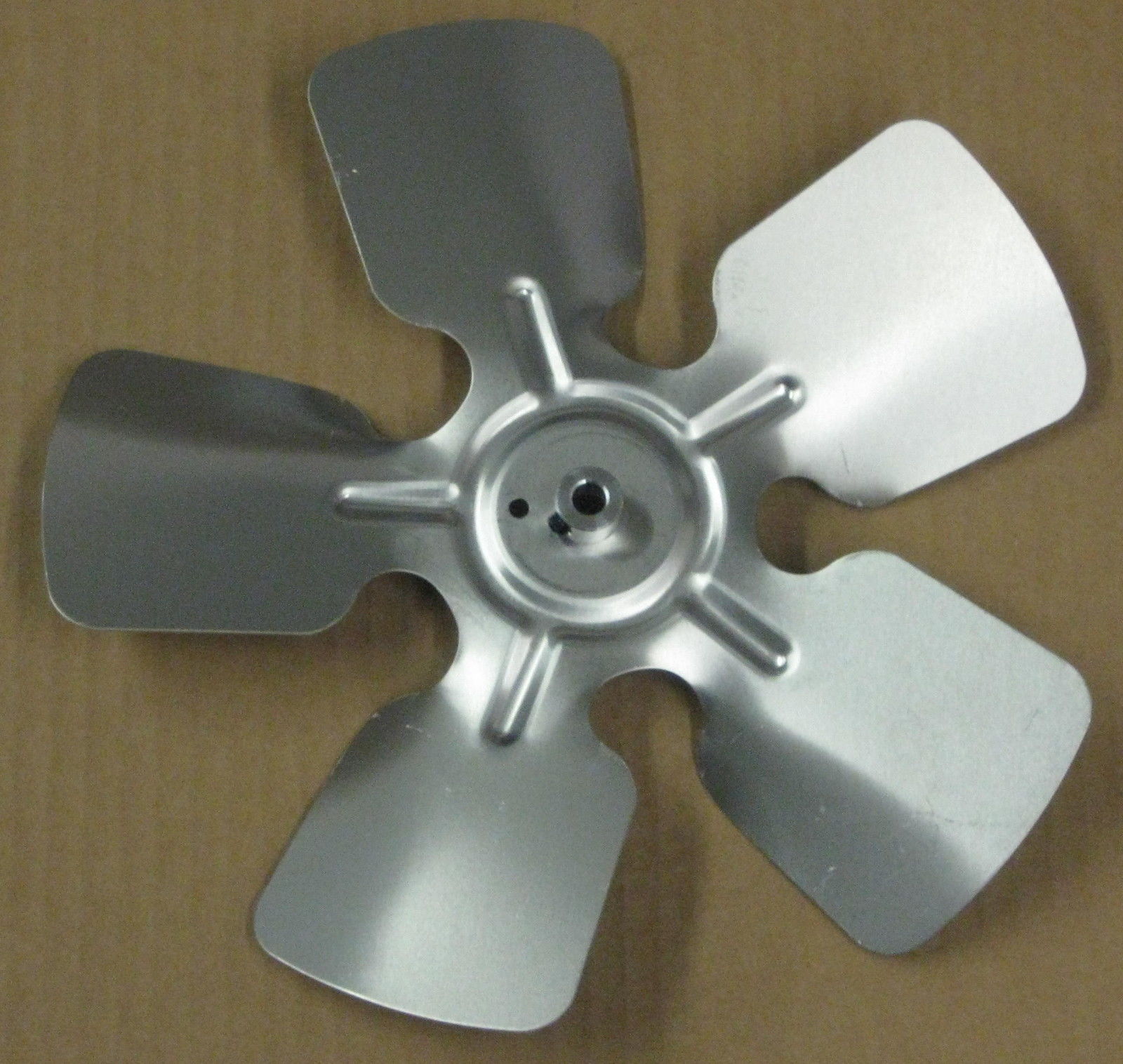 A65132 Metal Fan Blade 10" Diameter 5 Blades 5/16" Bore Hub CW 20